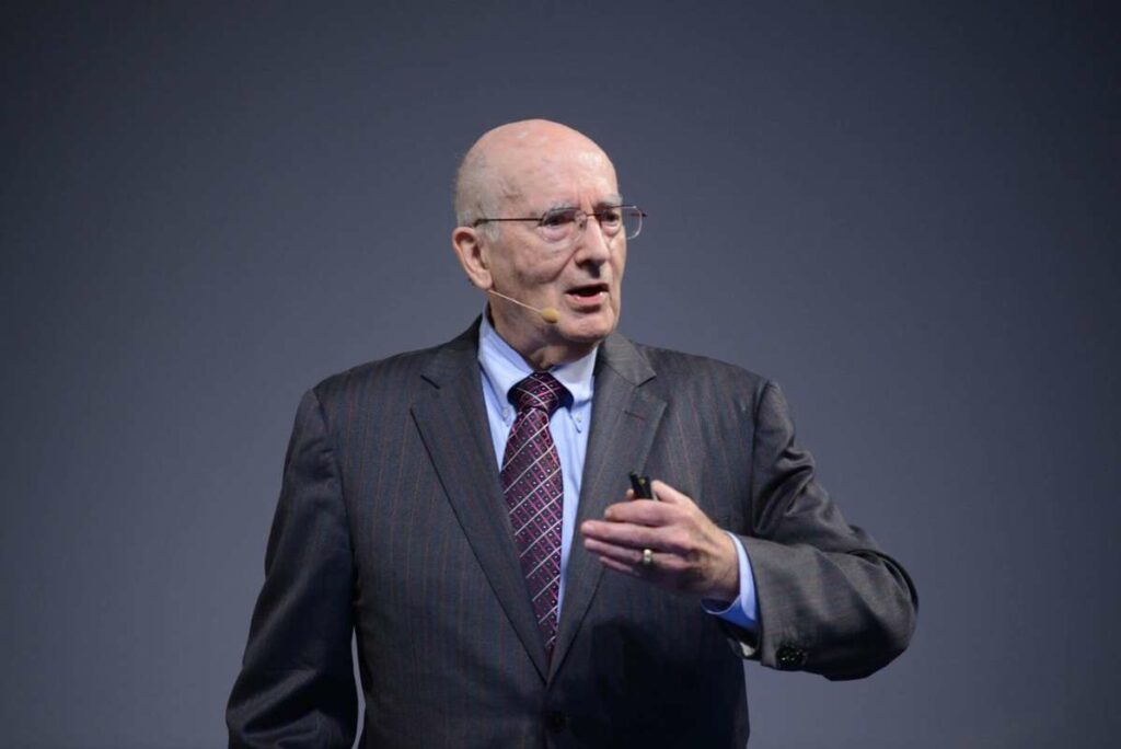 Philip Kotler (Social Media Marketing)